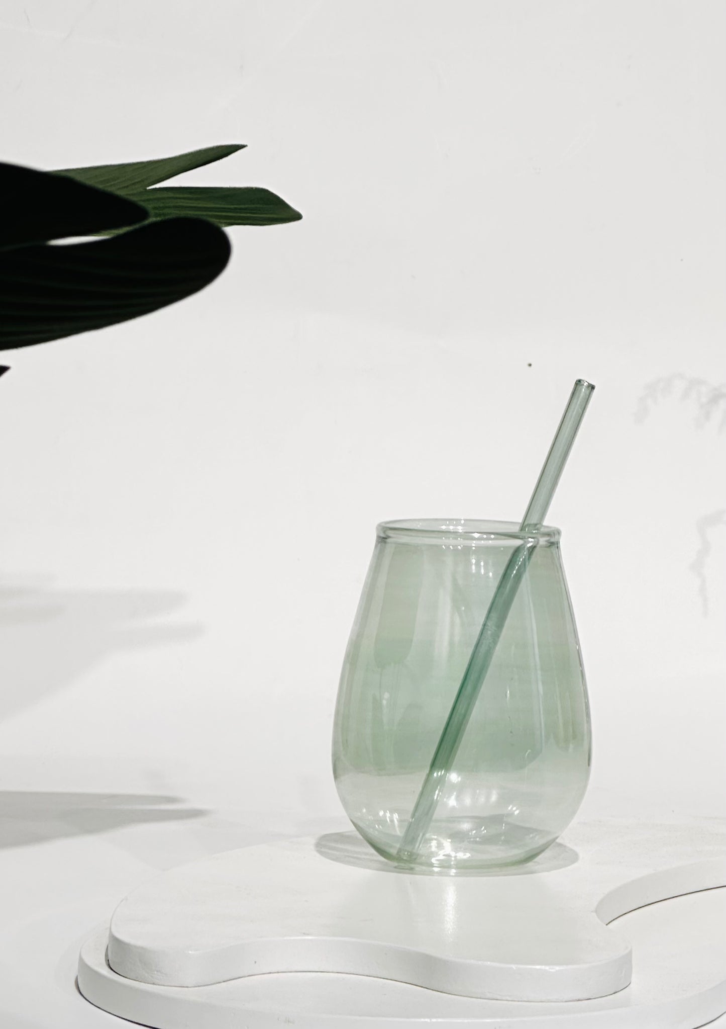 Green Curvy Cup Glass