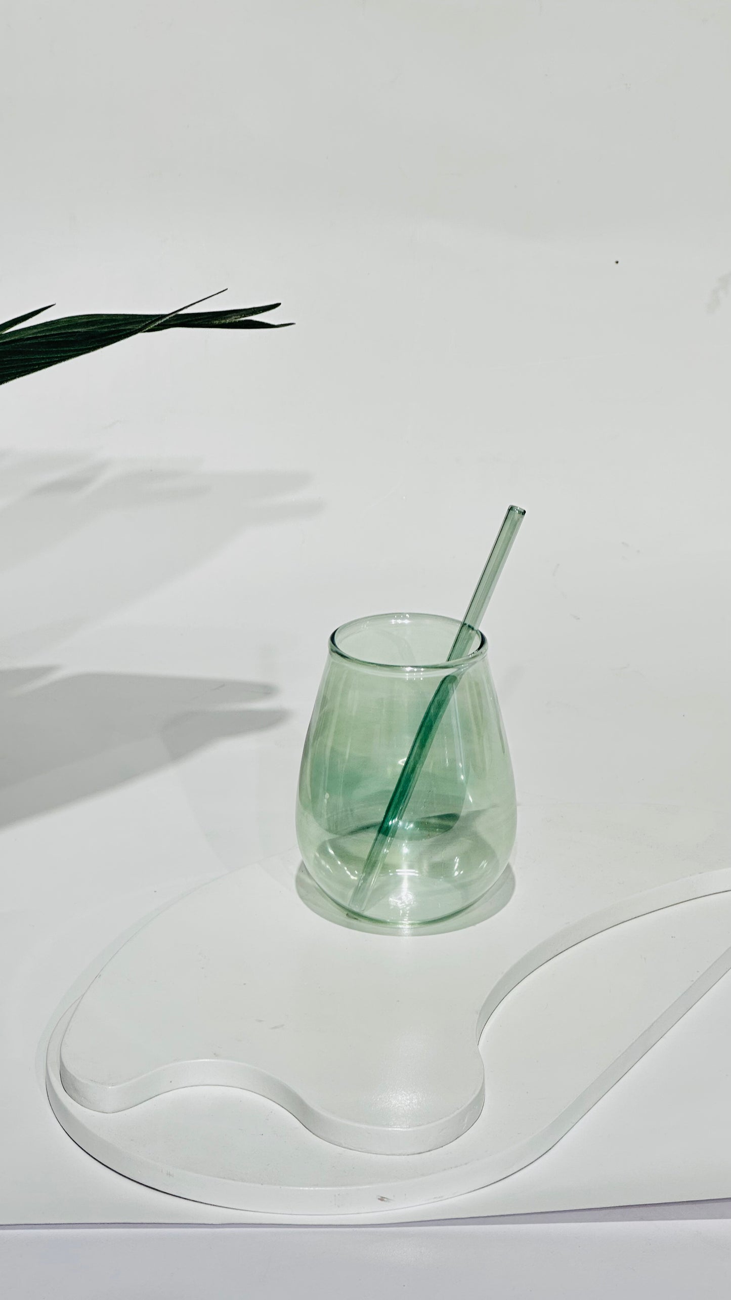 Green Curvy Cup Glass