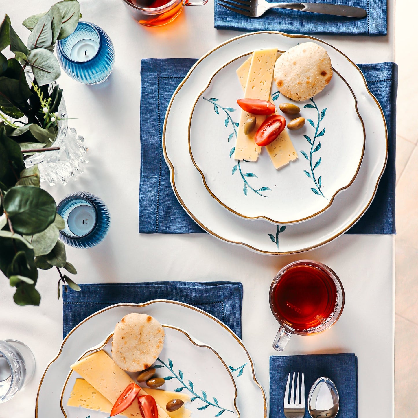 Golden Leaf Blue Dinner Set