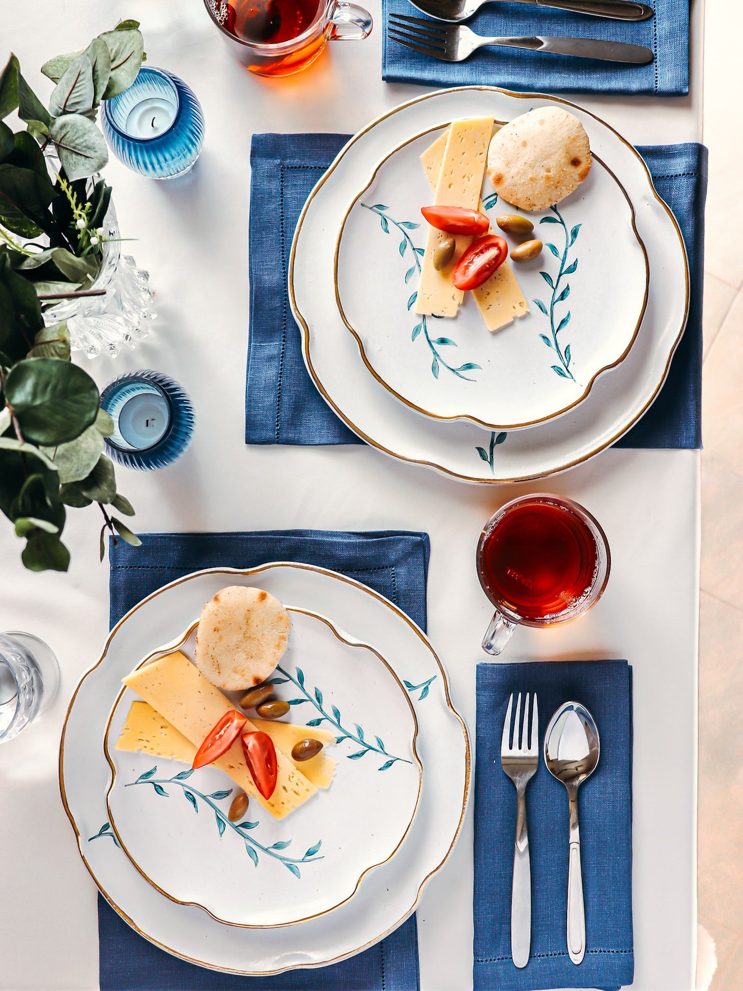 Golden Leaf Blue Dinner Set